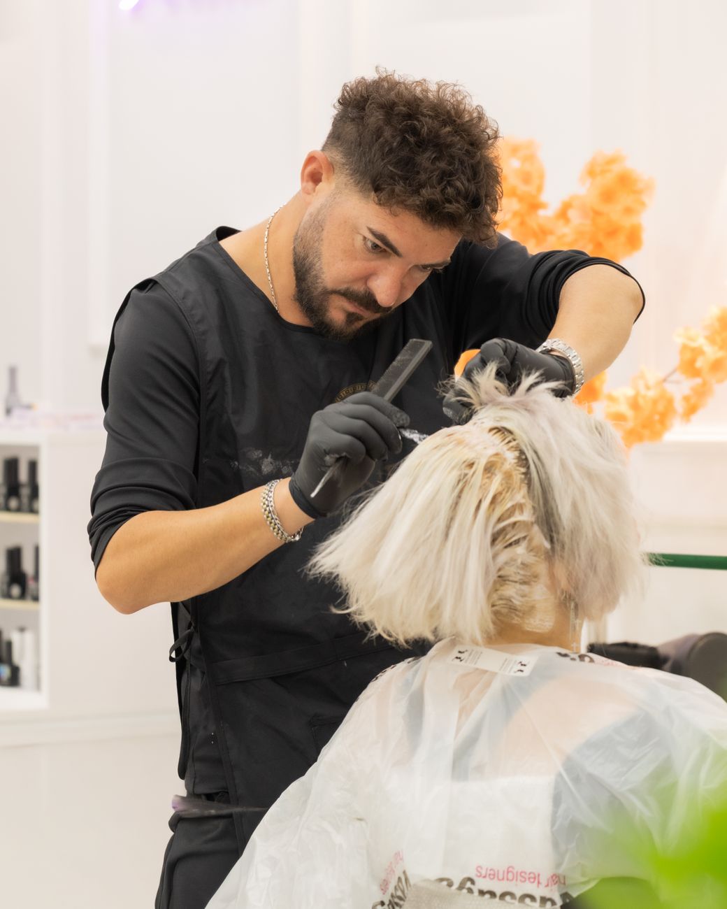 Level 1 to Level 10: The Chemistry of Drastic Lightening Appointments 1 professional hair coloring in modern salon