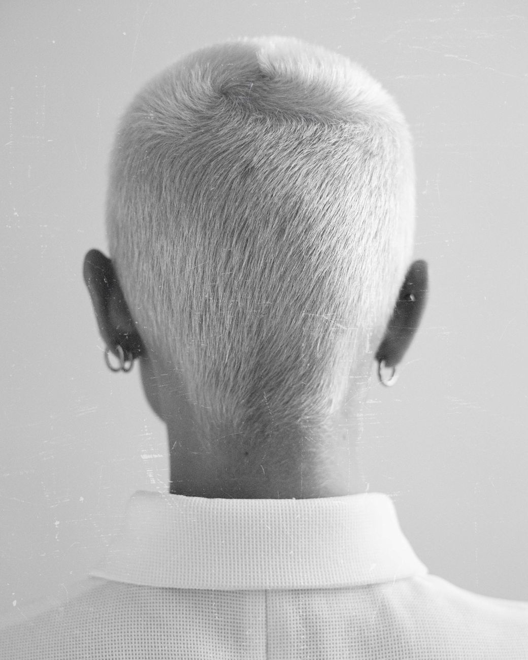 back view of head in black and white